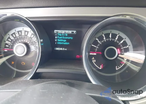 2013 Ford Mustang V6 Premium from USA, damaged, VIN 1ZVBP8EM3D5227140